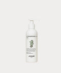 Shampooing croûte de lait Joone 200ml, flacon blanc avec étiquette, conçu pour nettoyer en douceur la peau sensible du bébé.