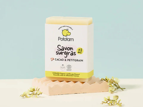 Savon surgras Pototam cacao et petitgrain pour peaux sèches, savon bain et douche adapté dès 3 ans, texture crémeuse et parfumée