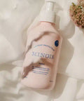 Lingement protecteur pour siège bébé Minois Paris, tissu doux et absorbant pour le change du siège de bébé.